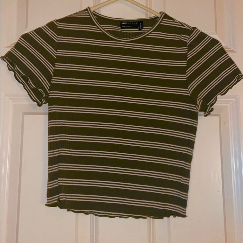 plain green stripped tee